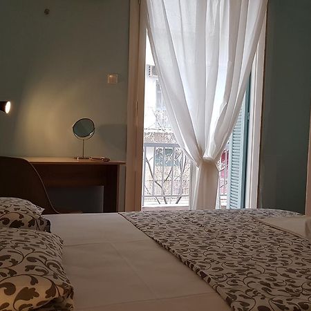 Menta Errathens Apartment - Athens Center, 5 Bd, 2 Bath Екстериор снимка