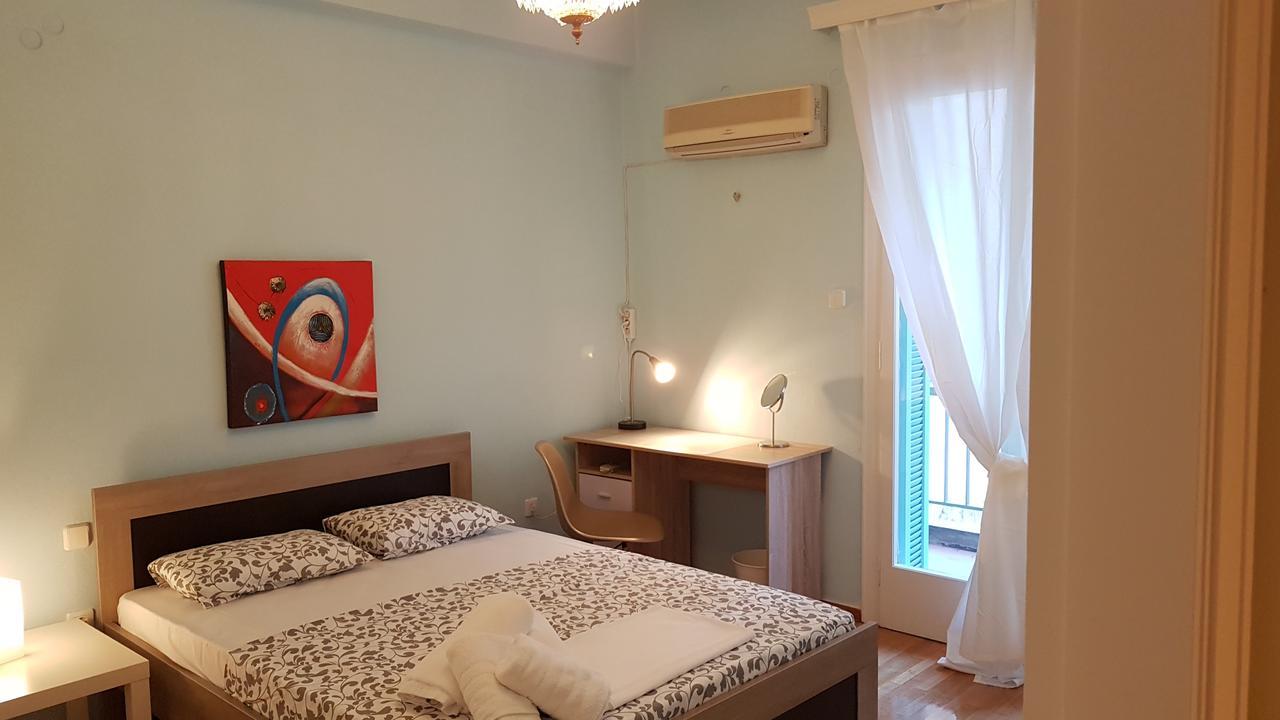 Menta Errathens Apartment - Athens Center, 5 Bd, 2 Bath Екстериор снимка