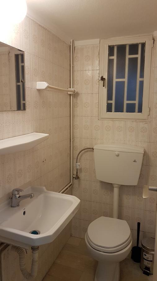 Menta Errathens Apartment - Athens Center, 5 Bd, 2 Bath Екстериор снимка
