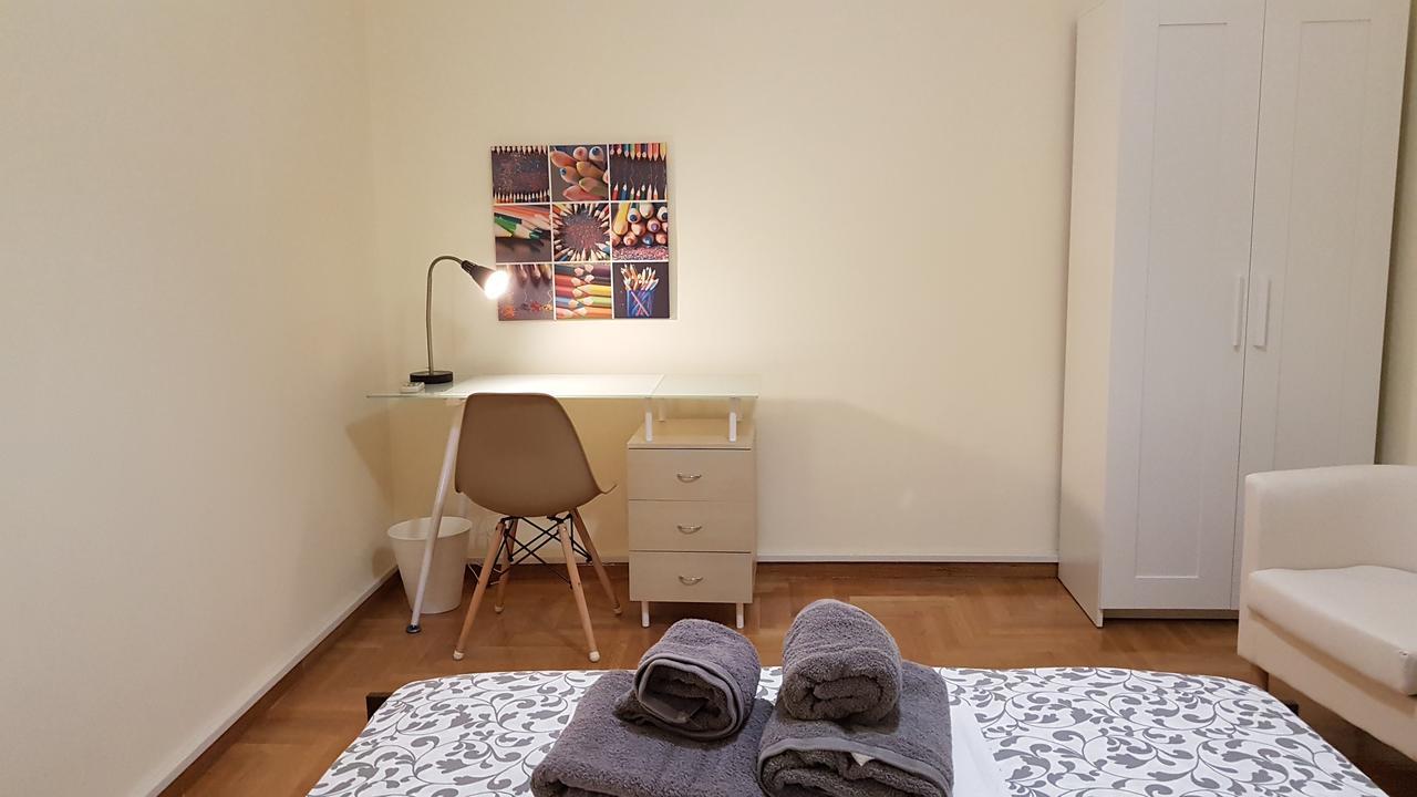Menta Errathens Apartment - Athens Center, 5 Bd, 2 Bath Екстериор снимка
