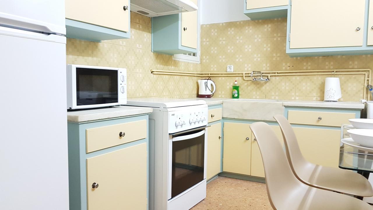 Menta Errathens Apartment - Athens Center, 5 Bd, 2 Bath Екстериор снимка