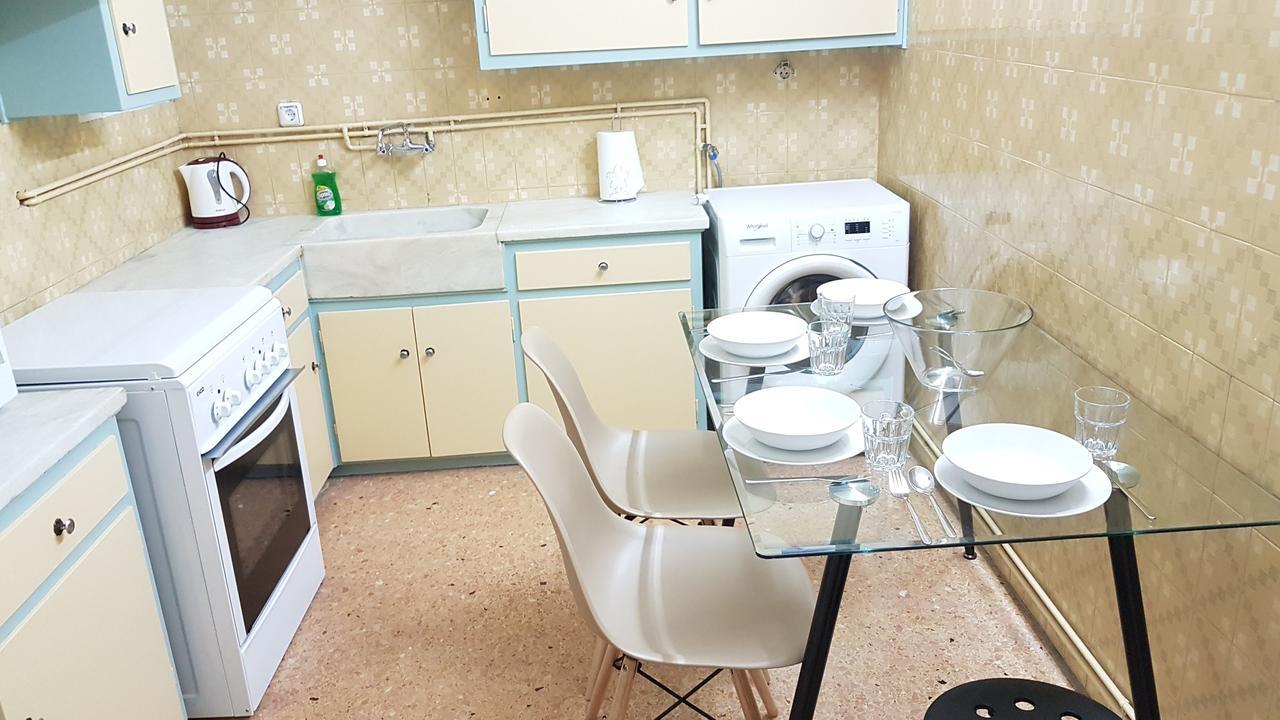 Menta Errathens Apartment - Athens Center, 5 Bd, 2 Bath Екстериор снимка